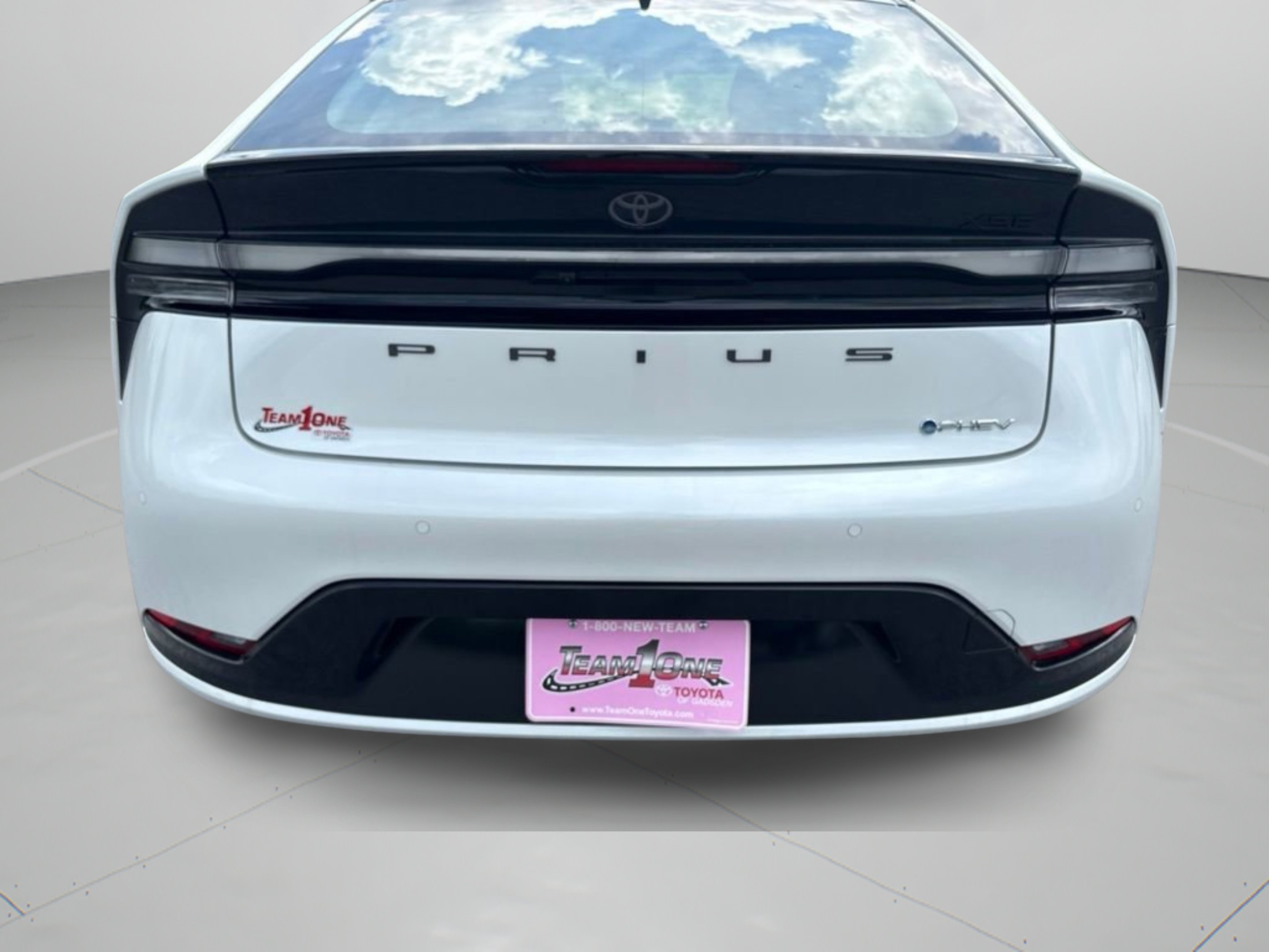 2026 Toyota Prius Plug-in Hybrid XSE - Photo 31