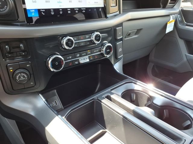 New 2026 Iconic Silver Metallic Ford XLT image 25