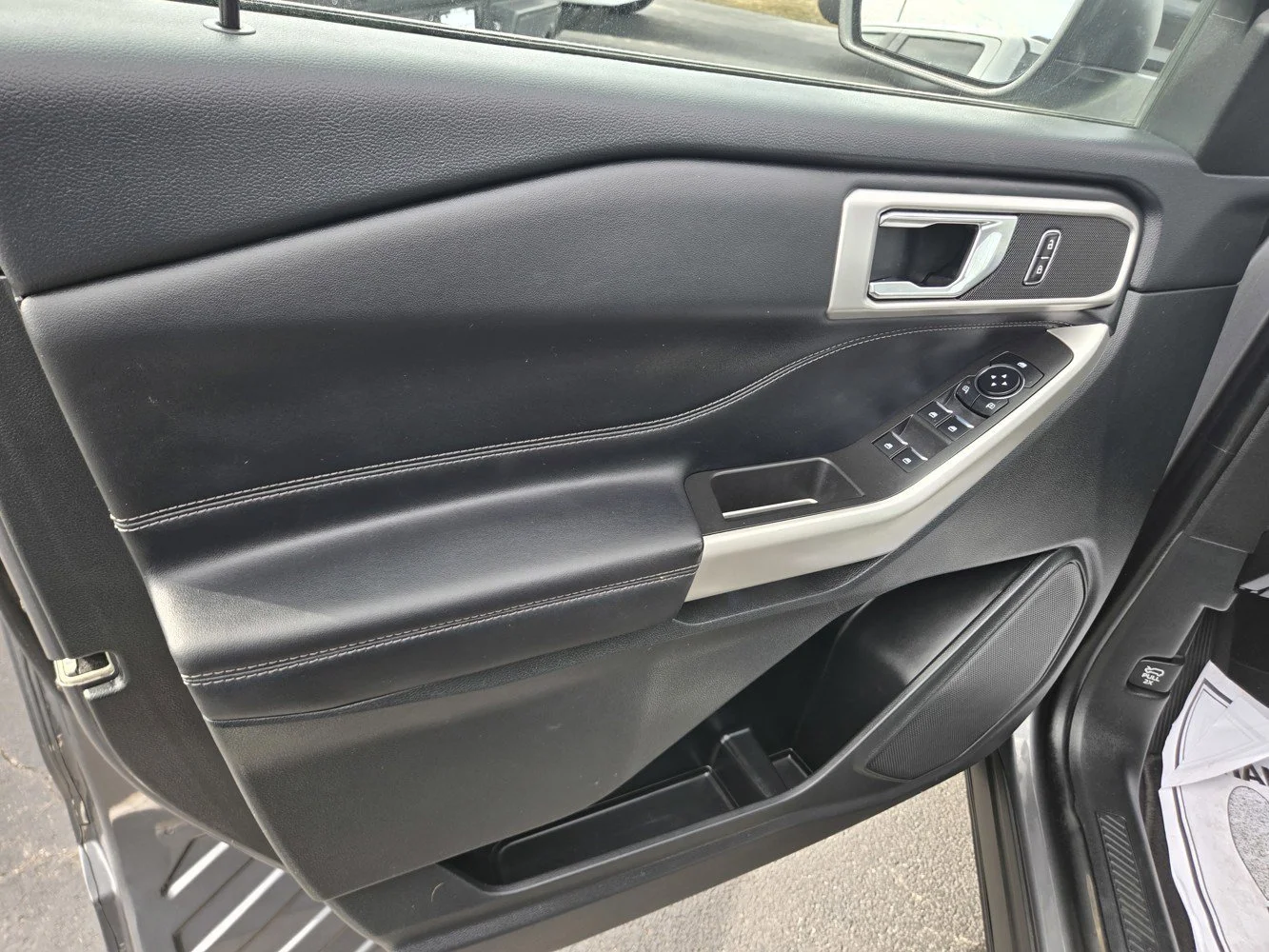 Used 2023  Ford XLT image 35