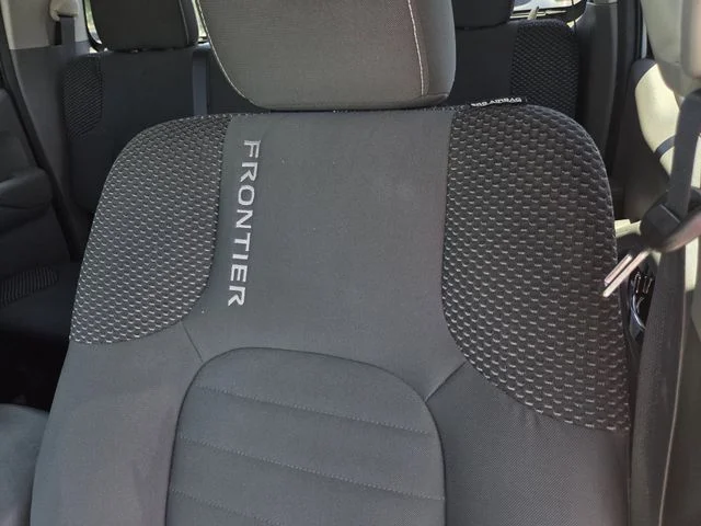 Used 2018 Glacier White Nissan SV image 14