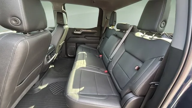 Used 2022 Northsky Blue Metallic Chevrolet LTZ image 19