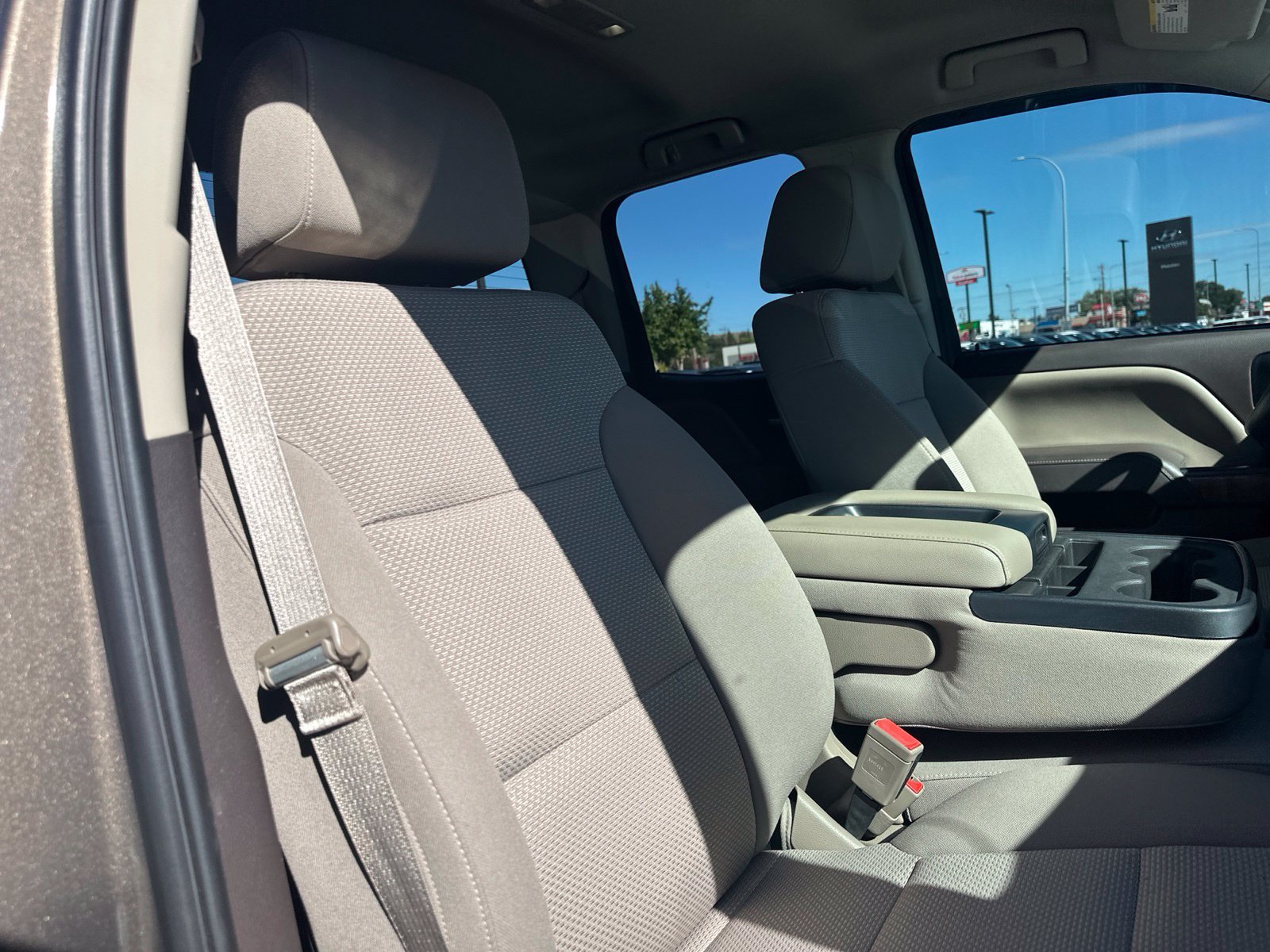 Used 2014 Brown GMC SLE image 29