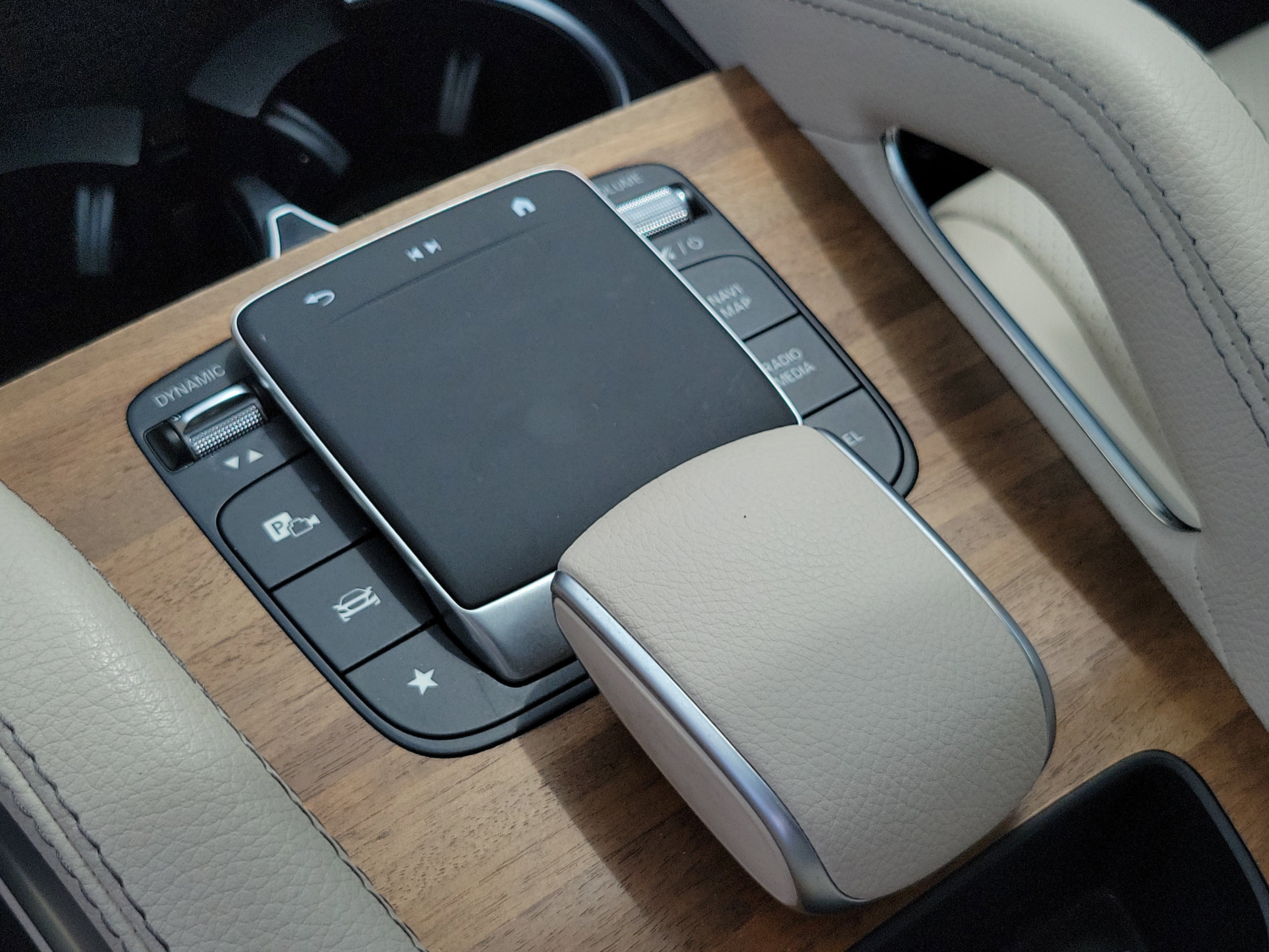 Used 2024 Silver Mercedes-Benz GLE 350 image 9