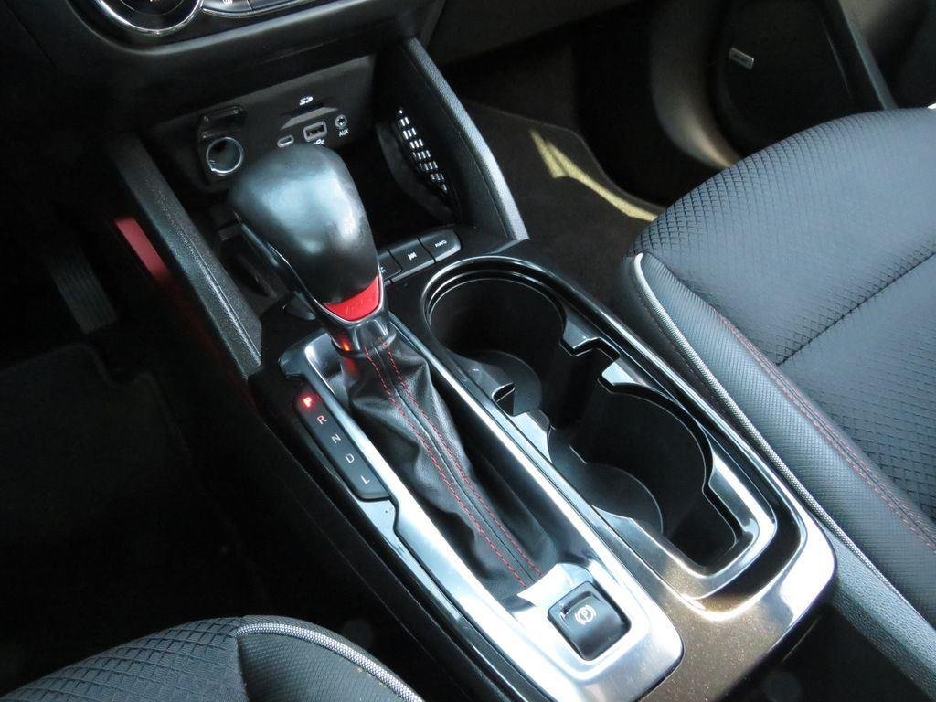 Used 2022 Summit White Chevrolet RS image 30