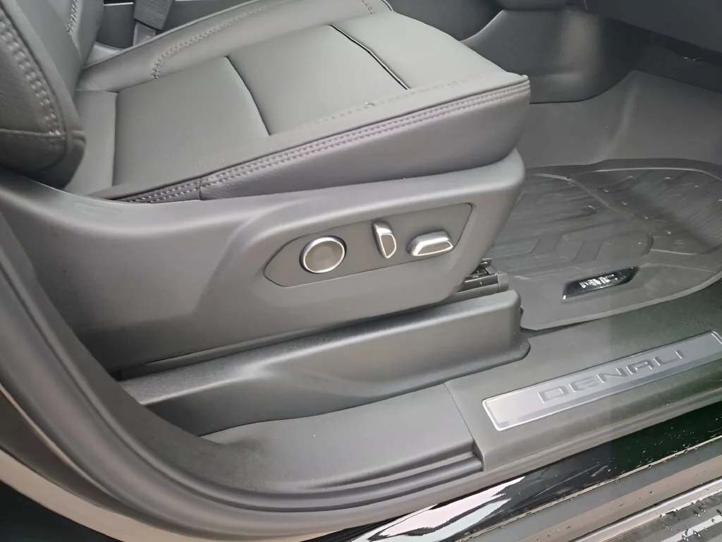 New 2026 Onyx Black GMC Denali image 7