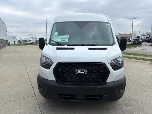 New 2026 Oxford White Ford Cargo Van image 4