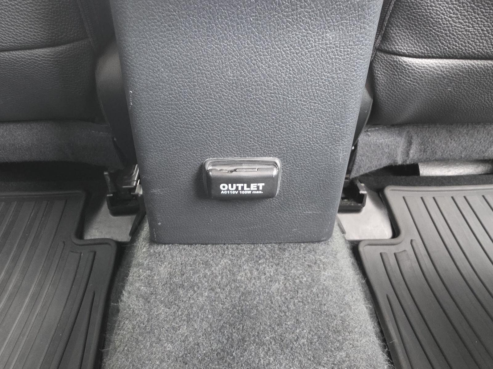 Used 2016 Desert Khaki Subaru Limited image 31
