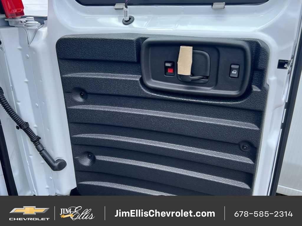 2025 Chevrolet Express Cargo Work Van - Photo 10