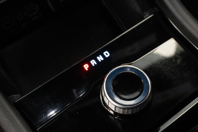 Used 2021 Black Jeep Altitude image 20