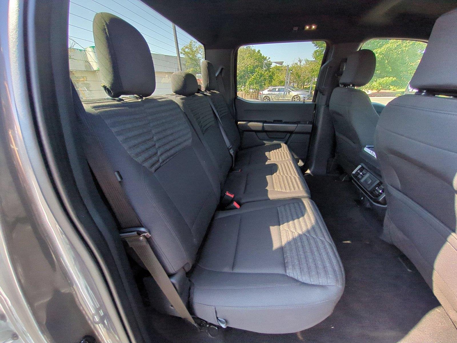2022 Ford F-150 XL - Photo 34