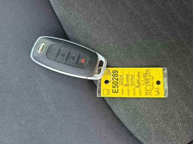 Used 2024 Silver Nissan SV image 32