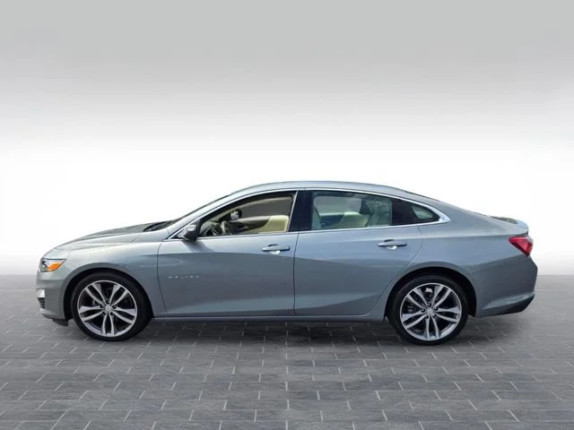 Used 2024 Sterling Gray Metallic Chevrolet 2LT image 4