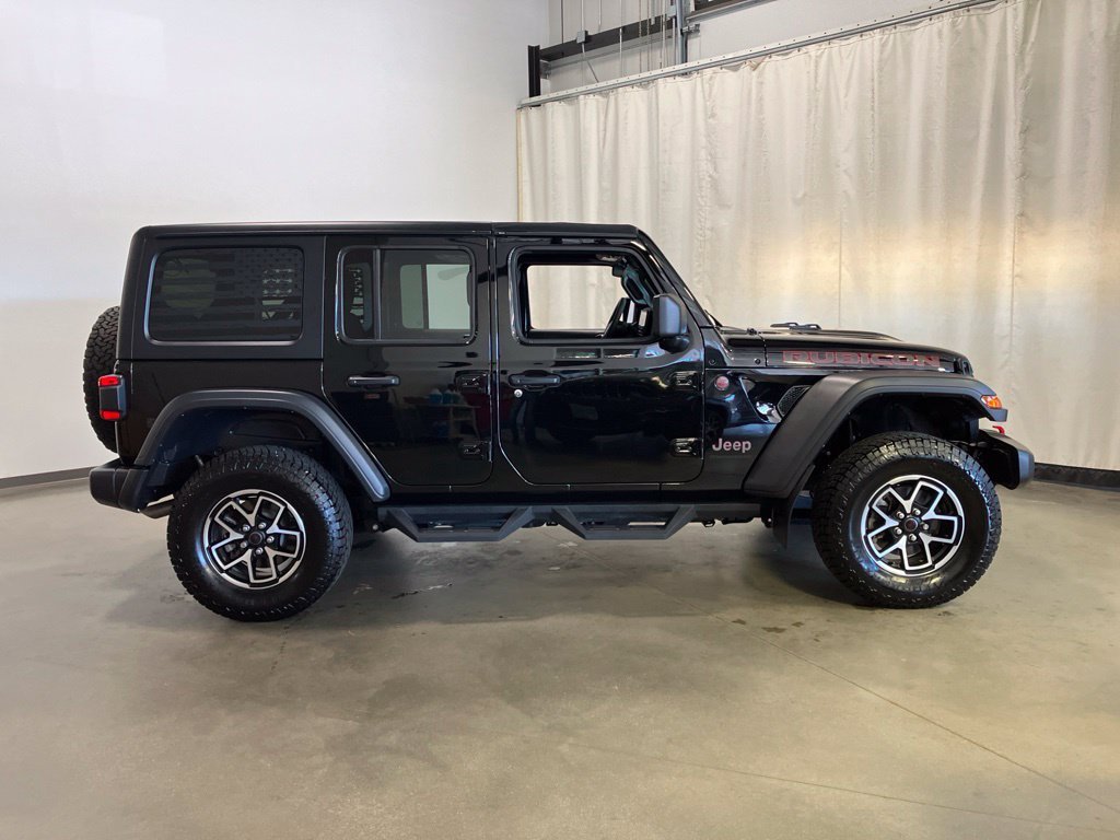 Used 2024 Black Clearcoat Jeep Rubicon image 27