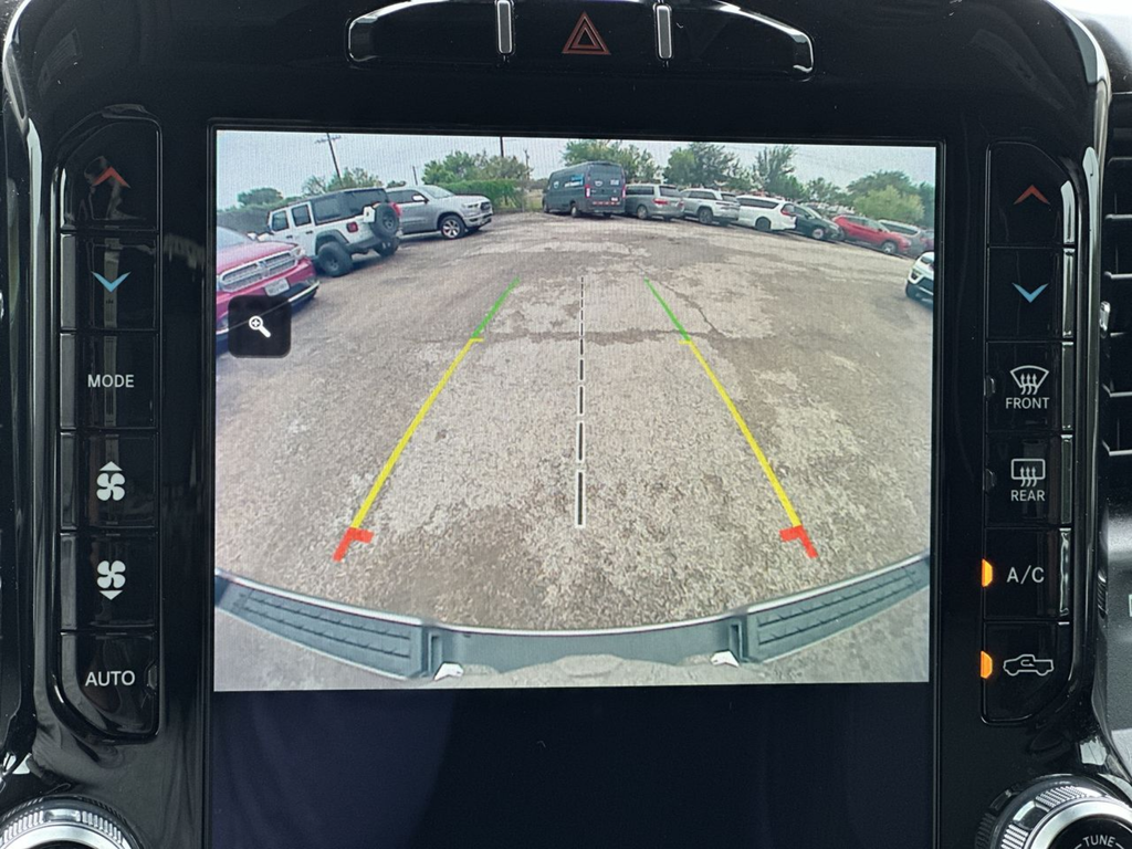 Used 2022 Silver Ram Laramie image 41