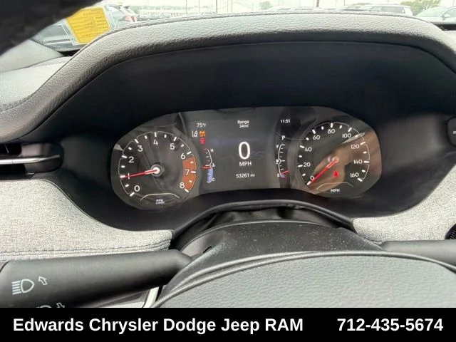Used 2023 Gray Jeep Latitude image 22