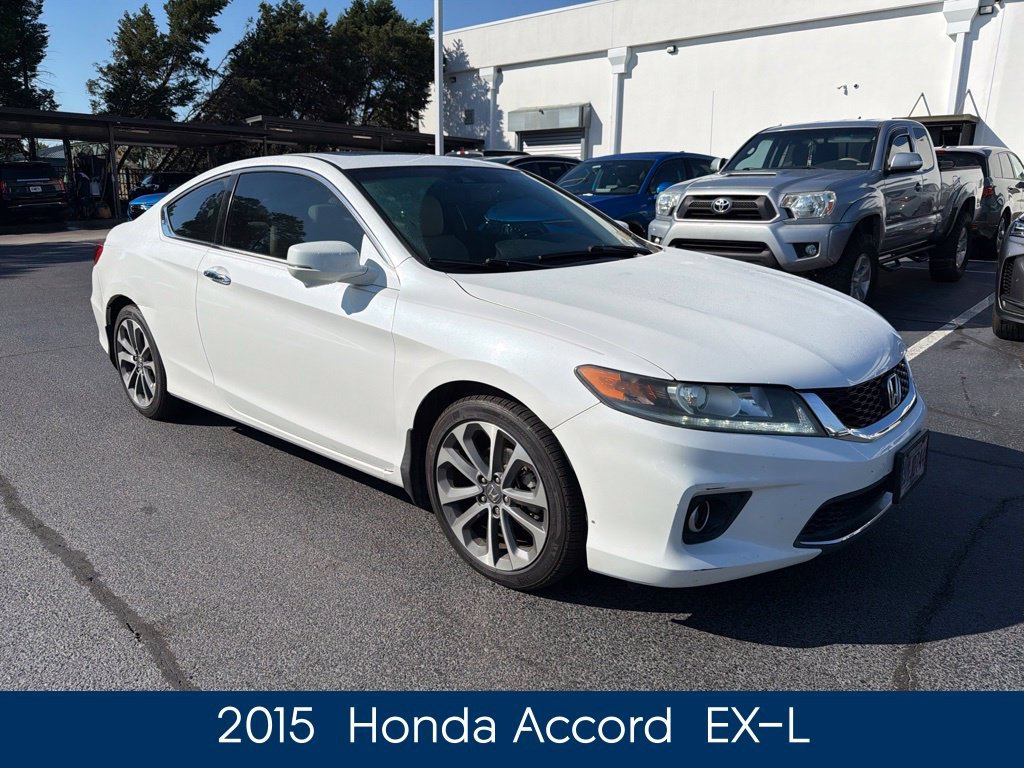 Used 2015  Honda EX-L image 4