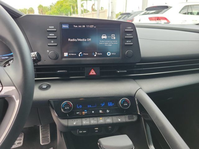 2026 Hyundai Elantra SEL - Photo 22