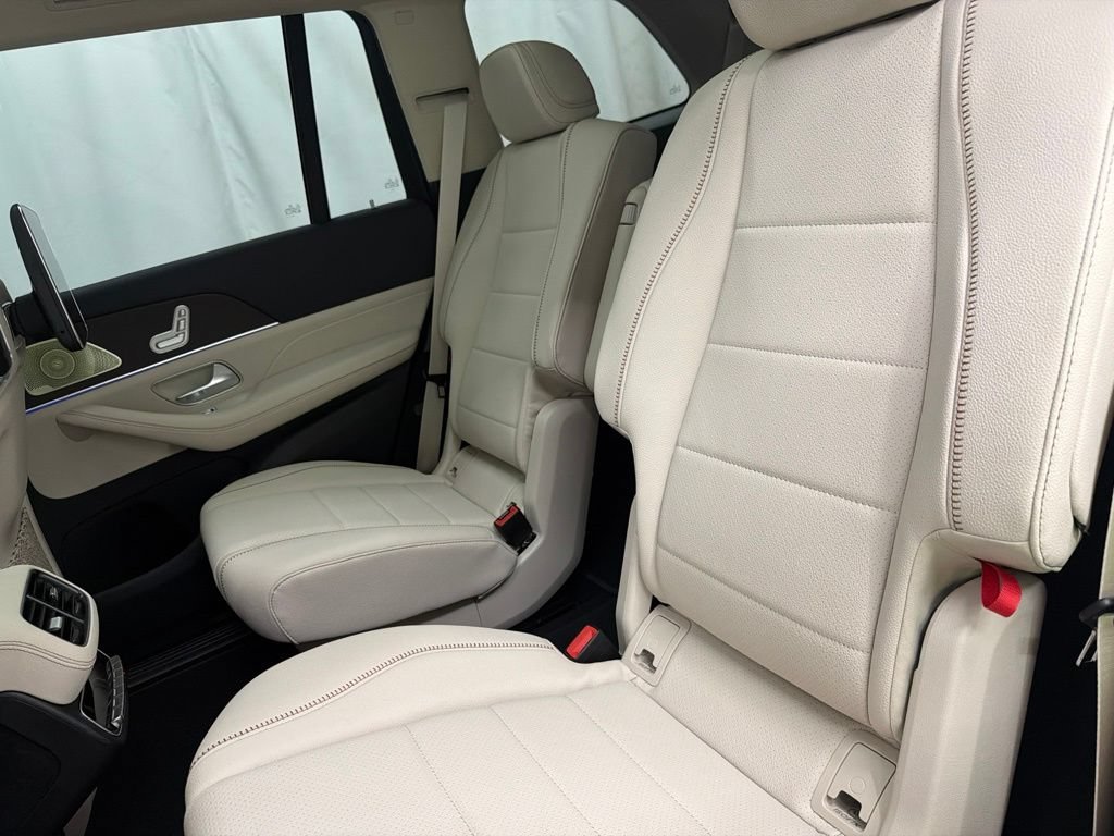 New 2027 Polar White Mercedes-Benz GLS 450 image 101