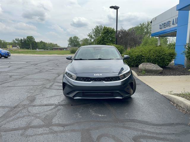 Used 2022 Kia FORTE FE with VIN 3KPF24AD1NE499256 for sale in Bellefontaine, OH