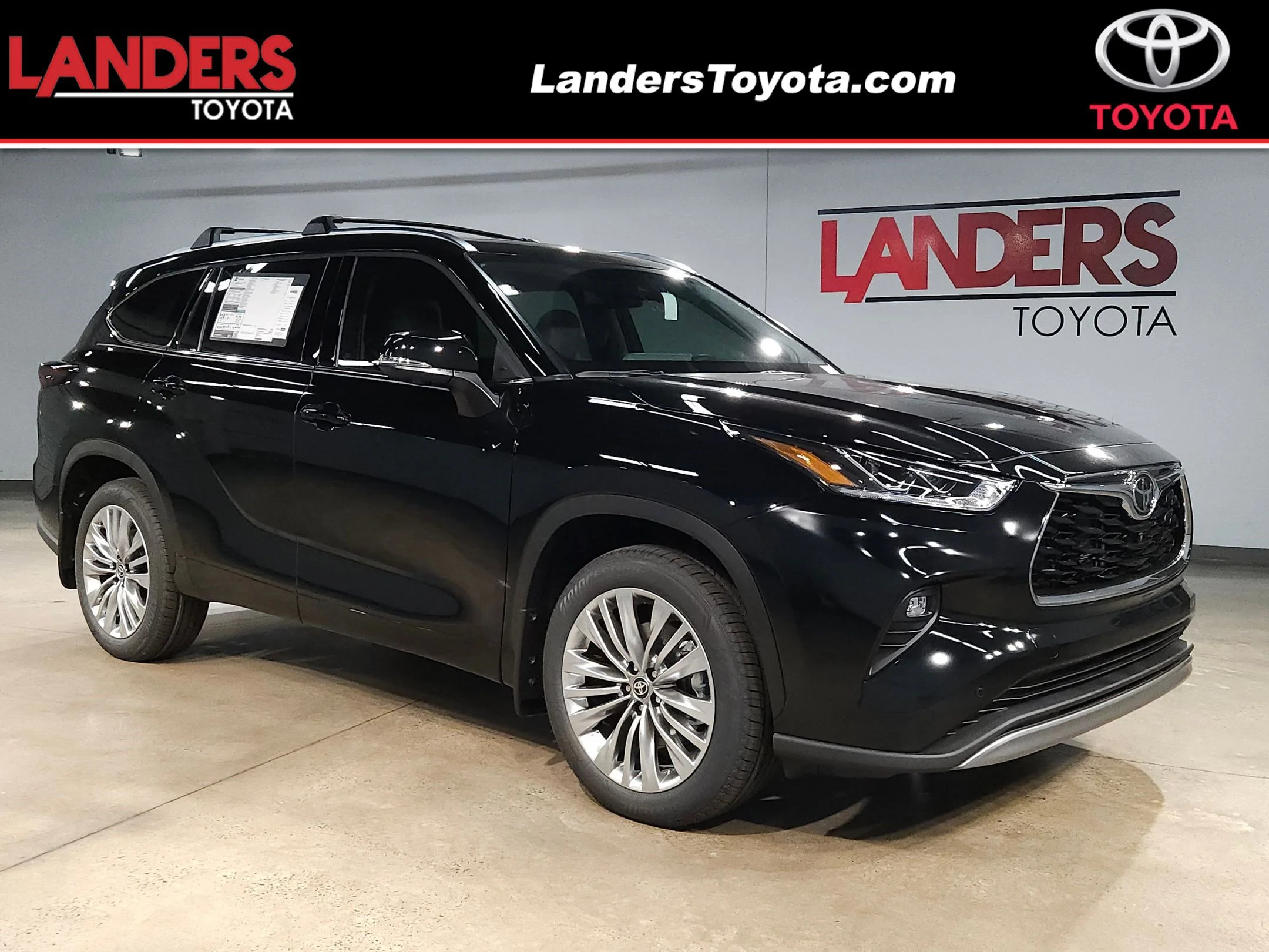 2026 Toyota Highlander Platinum AWD's photo