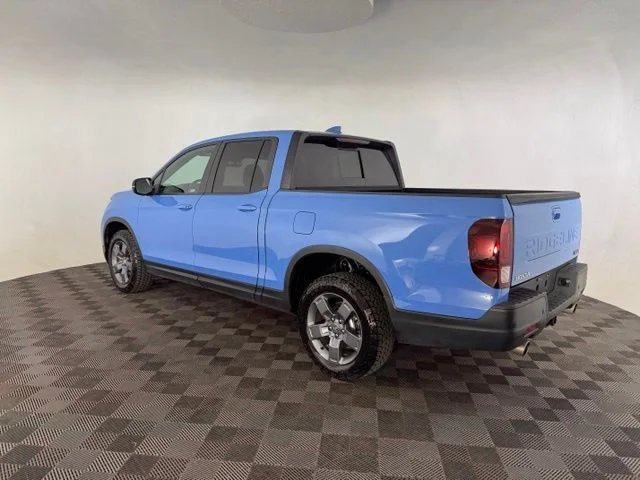 Used 2024  Honda TrailSport image 5
