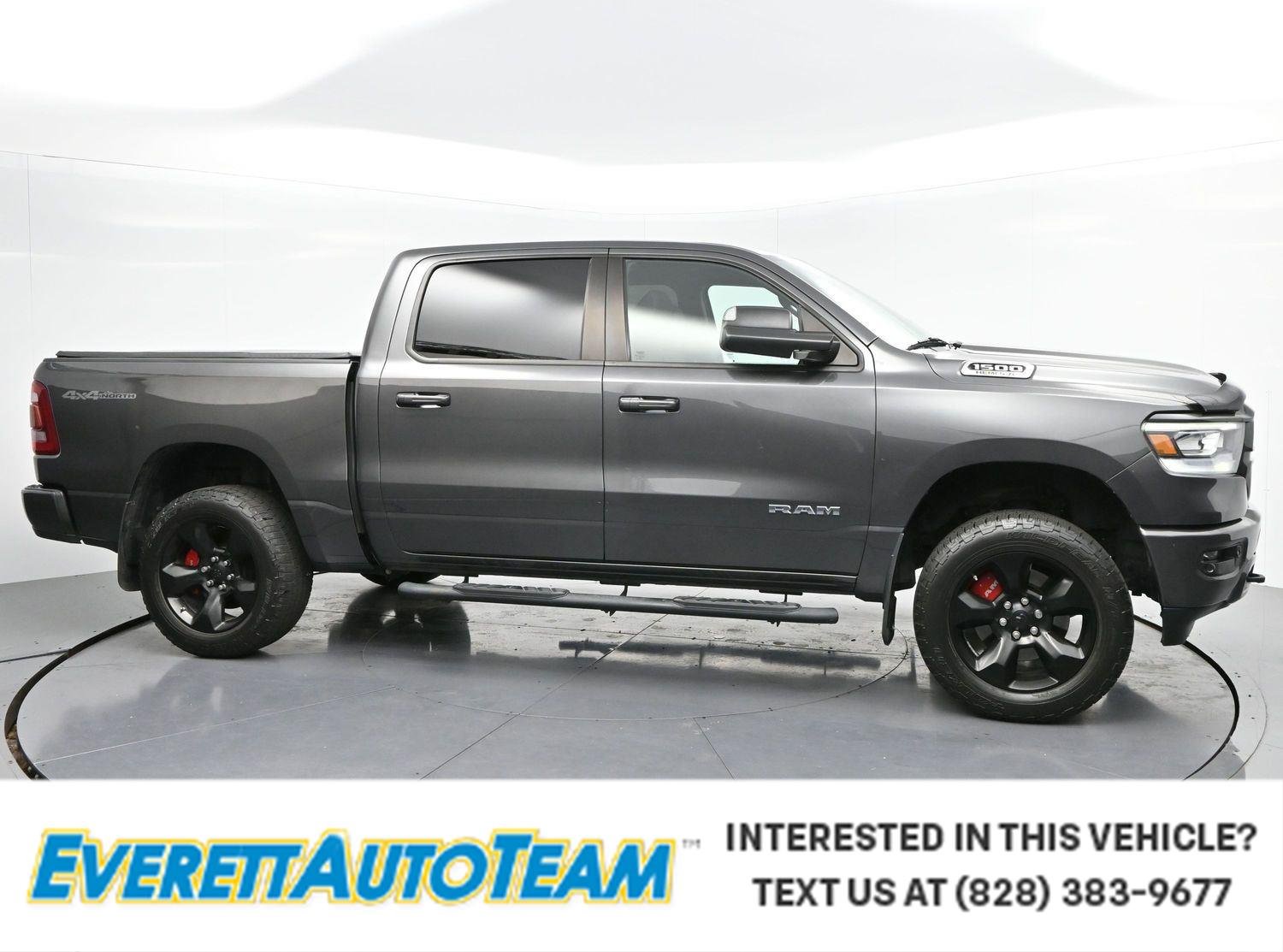 2020 RAM 1500 Big Horn/Lone Star 4x4 Crew Cab 5'7's photo