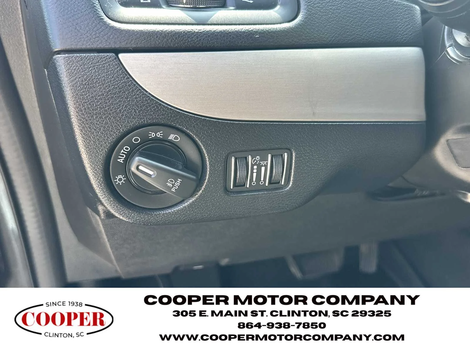 Used 2018 Granite Pearlcoat Dodge GT image 28