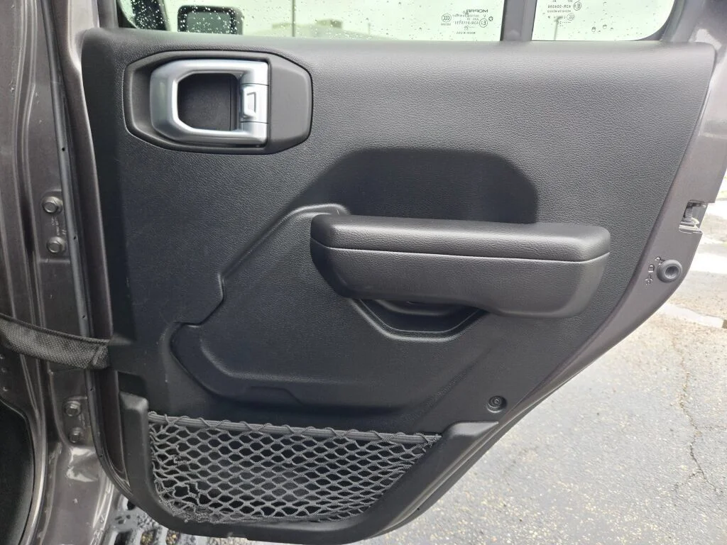 Used 2020 Gray Jeep Unlimited Rubicon image 11