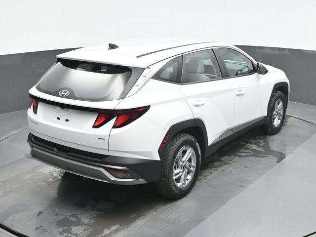 New 2026 White Hyundai SE AWD image 17