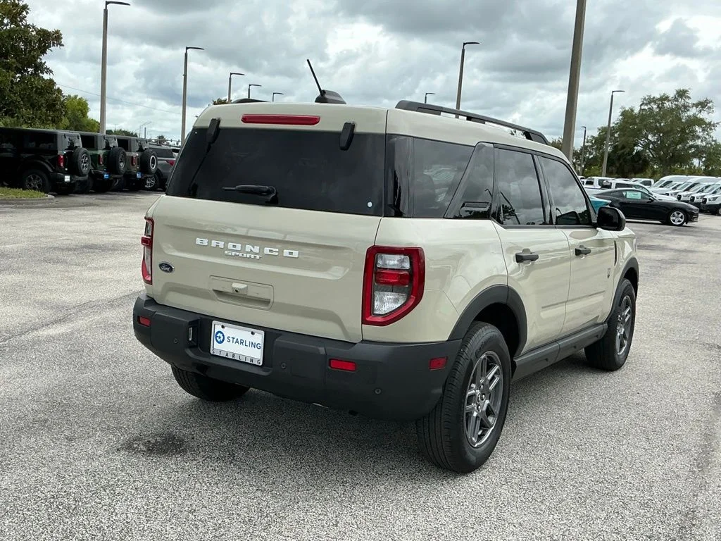 Used 2025 Beige Ford Big Bend image 10