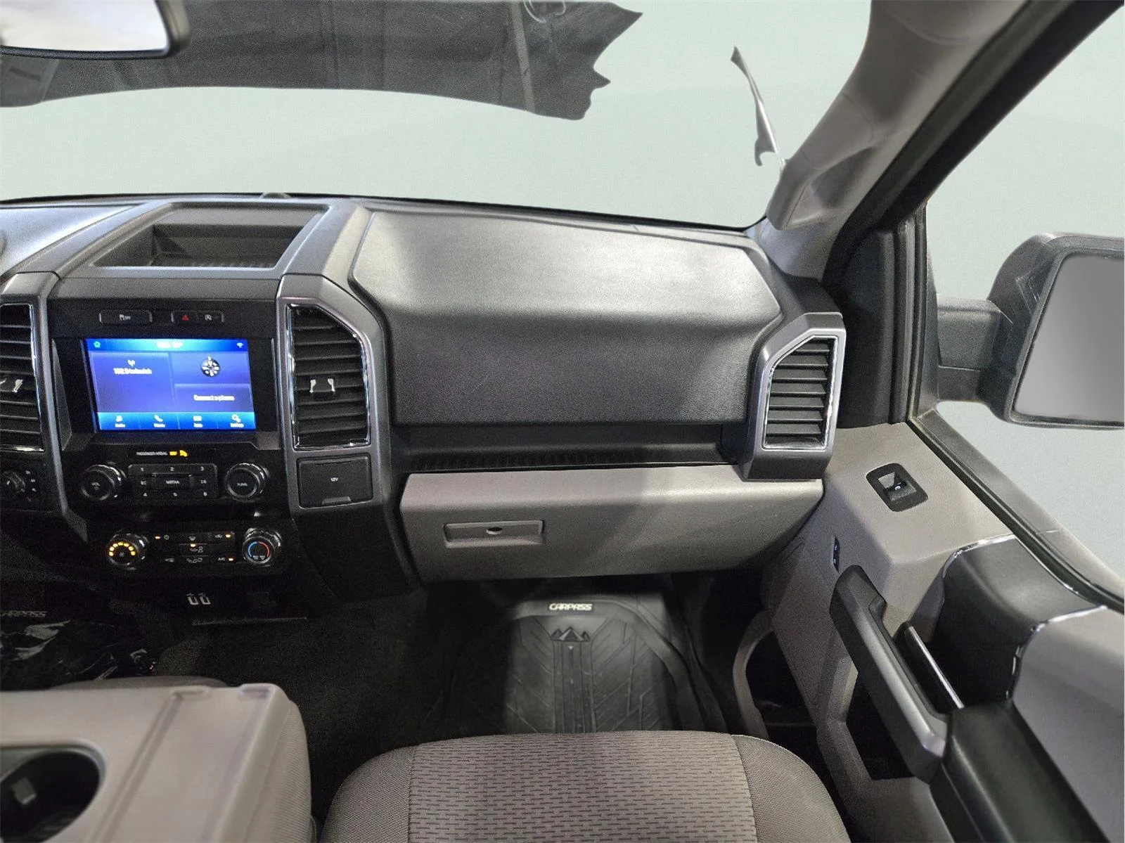 Used 2020 Agate Black Ford XLT image 50