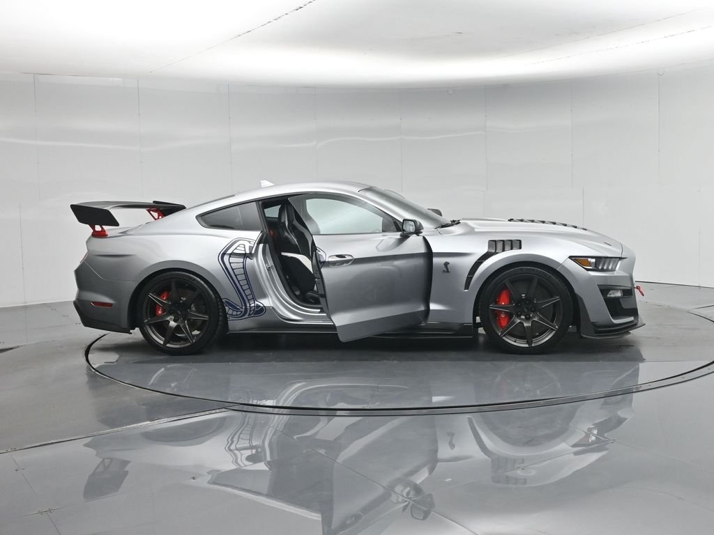 Used 2020 Silver Ford Shelby GT500 image 3