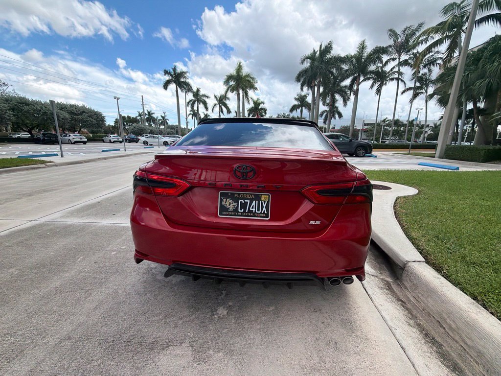 Used 2020 Red Toyota  image 8
