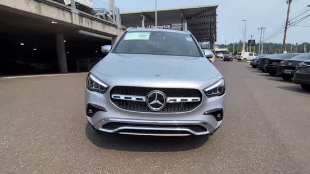 Used 2026 Cirrus Silver Metallic Mercedes-Benz GLA 250 image 3