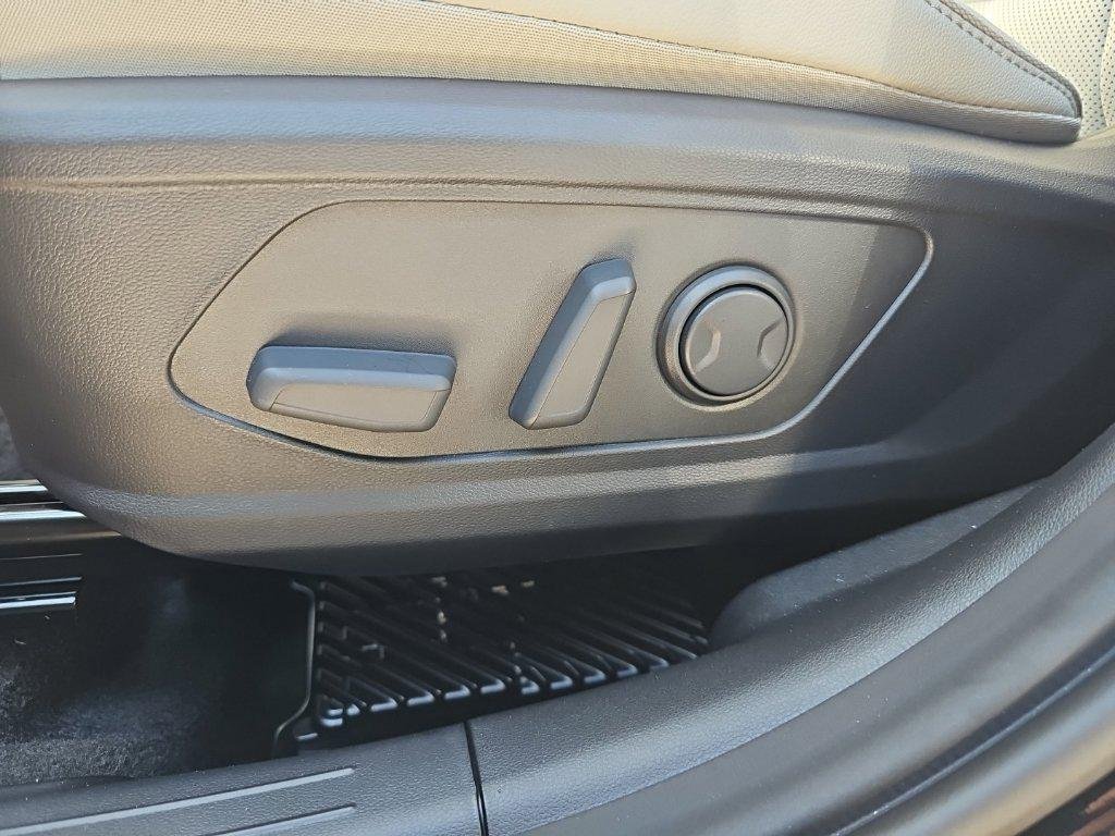New 2026 Gray Hyundai Limited image 15
