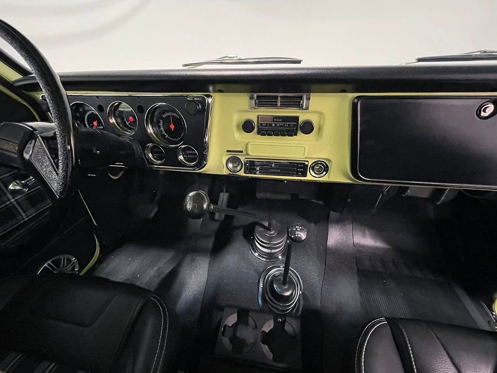 Used 1972 Yellow GMC  image 63