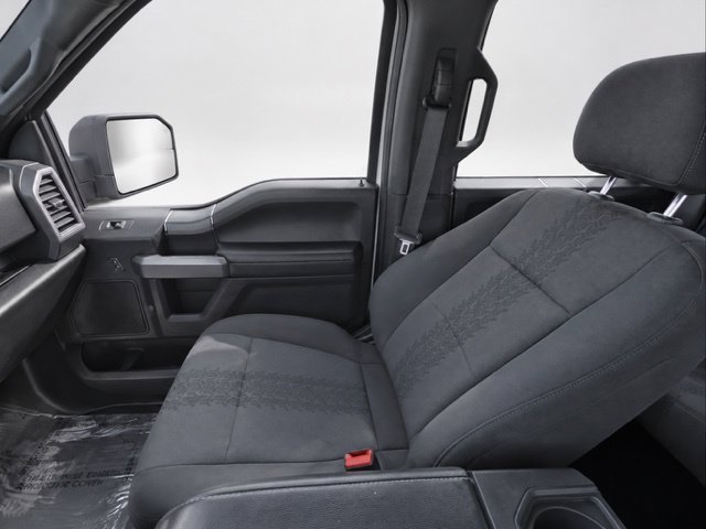 Used 2020 White Ford XLT image 17