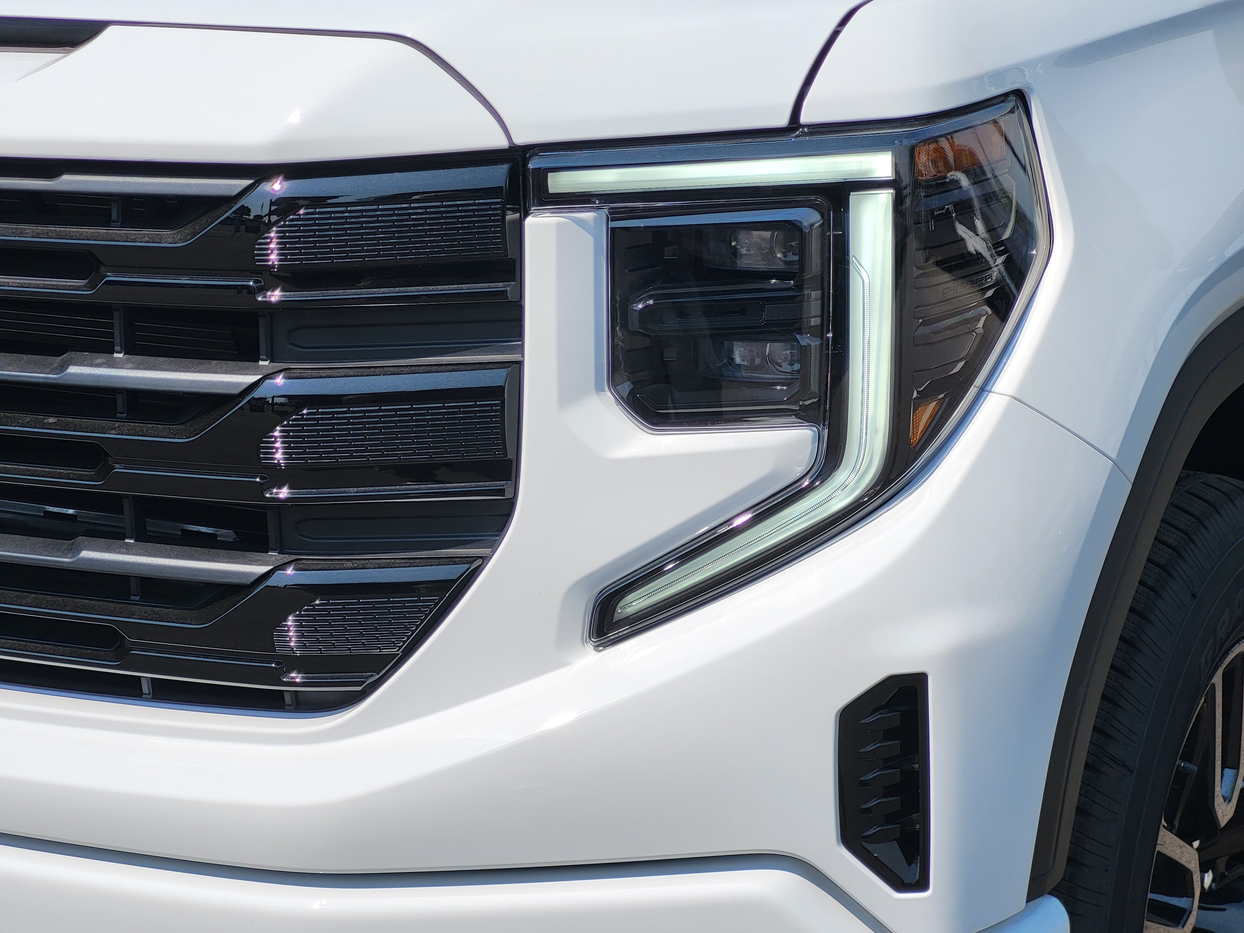 2026 GMC Sierra 1500 Elevation - Photo 8