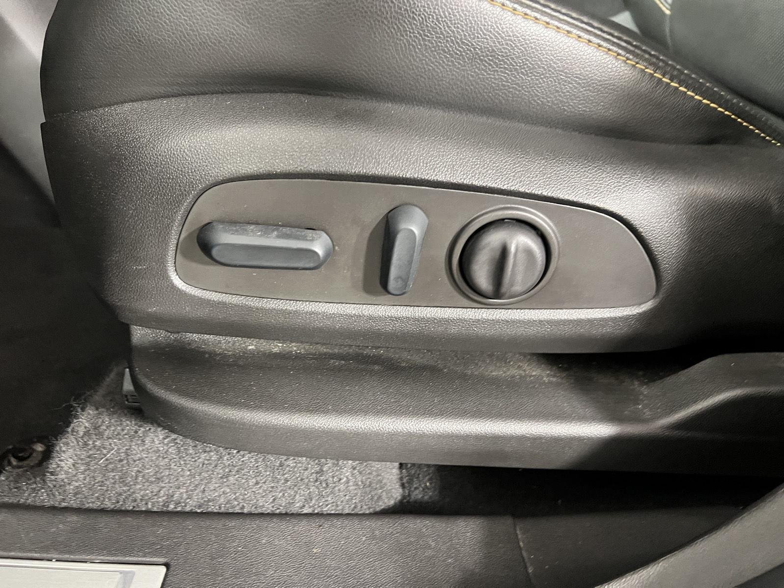 Used 2022 Blue Glow Metallic Chevrolet Premier image 36