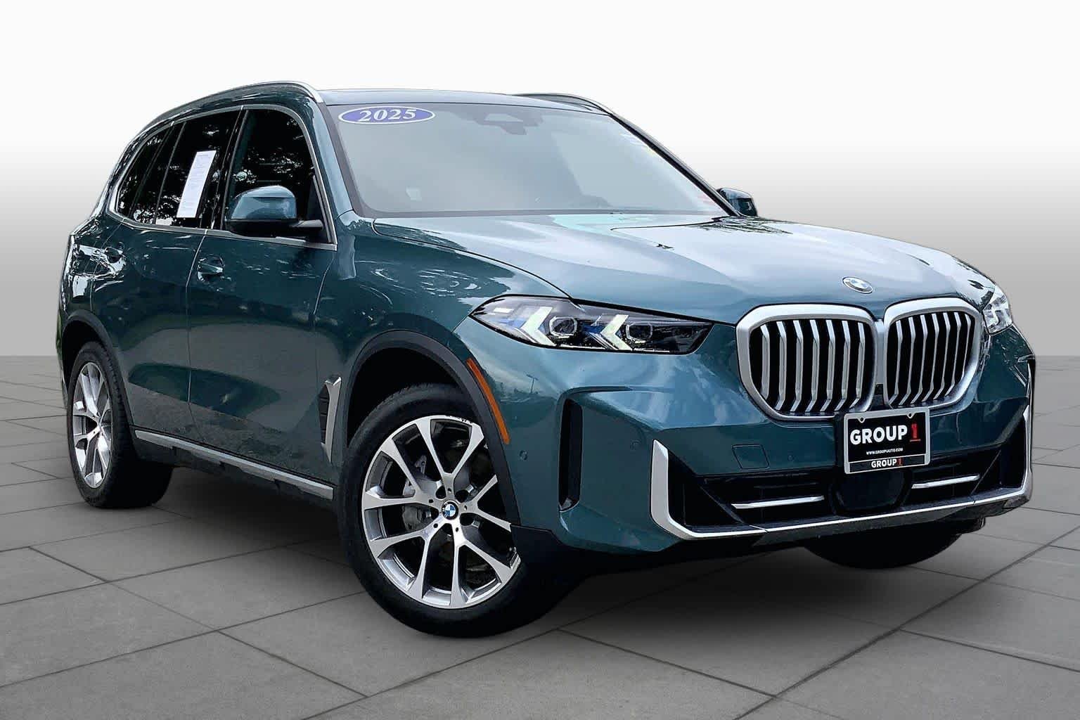 Used 2025 Blue Ridge Mountain Metallic BMW xDrive40i image 3
