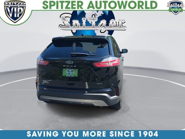 Used 2024 Black Ford SEL image 10