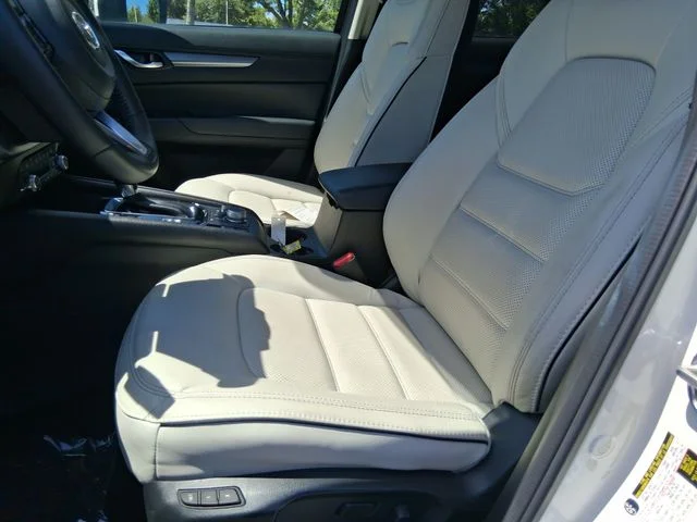 Certified Used 2025 White Mazda 2.5 S Preferred Package image 3