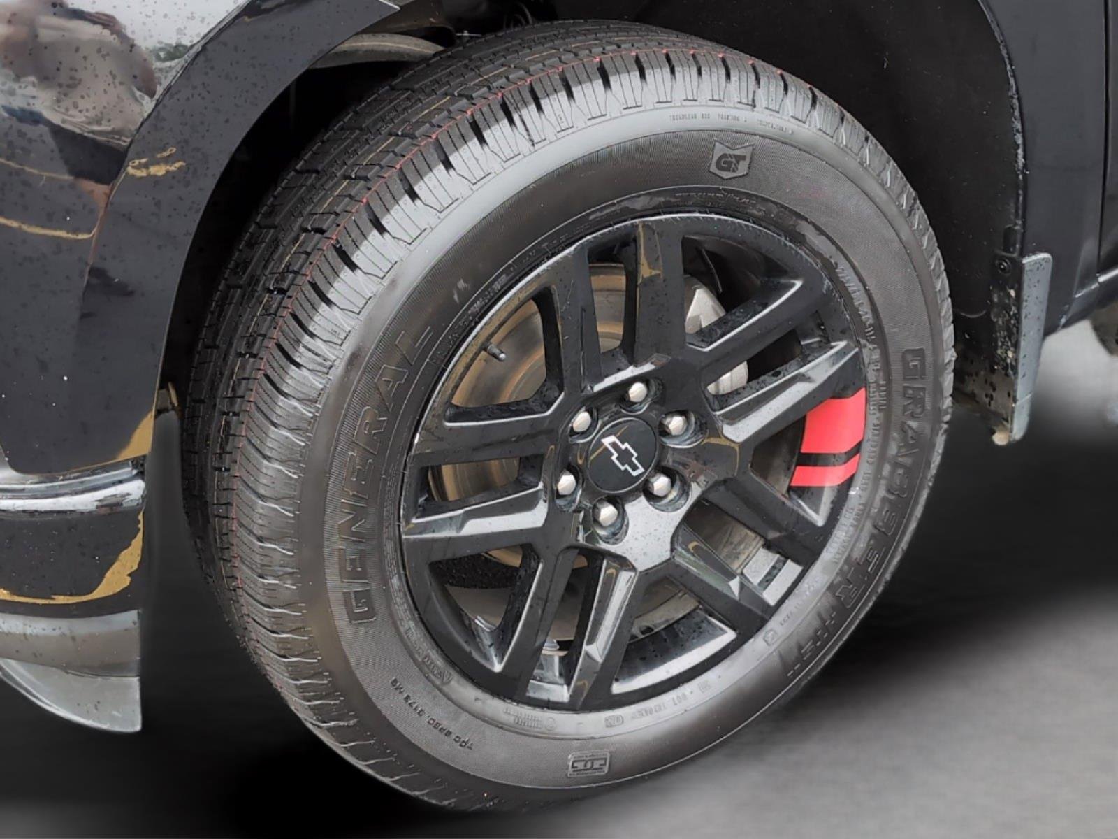 Used 2022 Black Chevrolet RST image 34