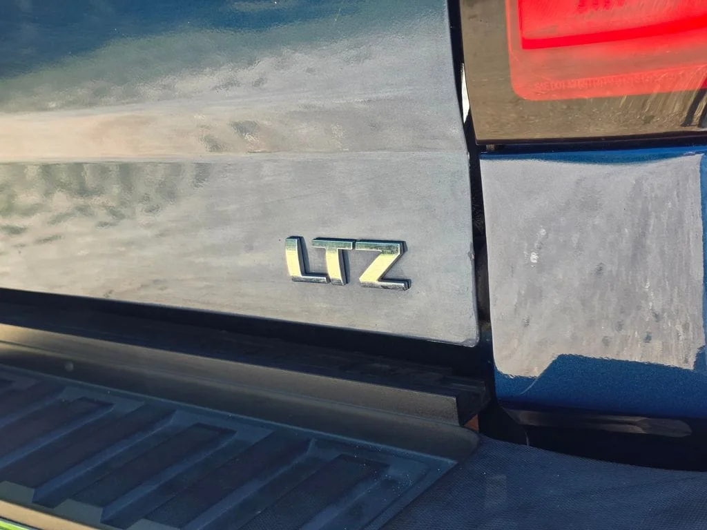 Used 2019 Blue Chevrolet LTZ image 29