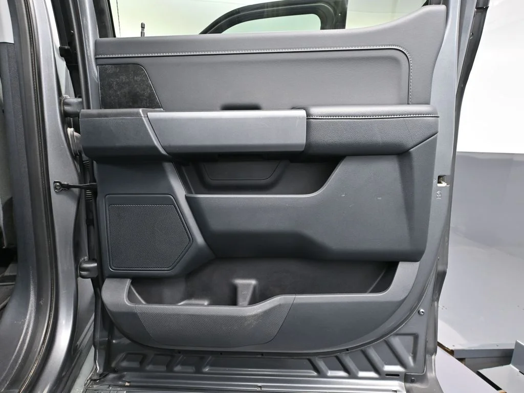 Used 2023 Blue Ford XLT image 44