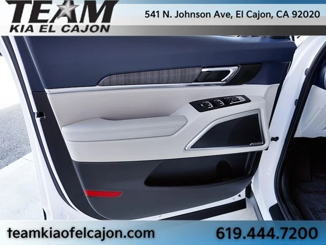 Certified Used 2024 White Kia EX FWD image 24