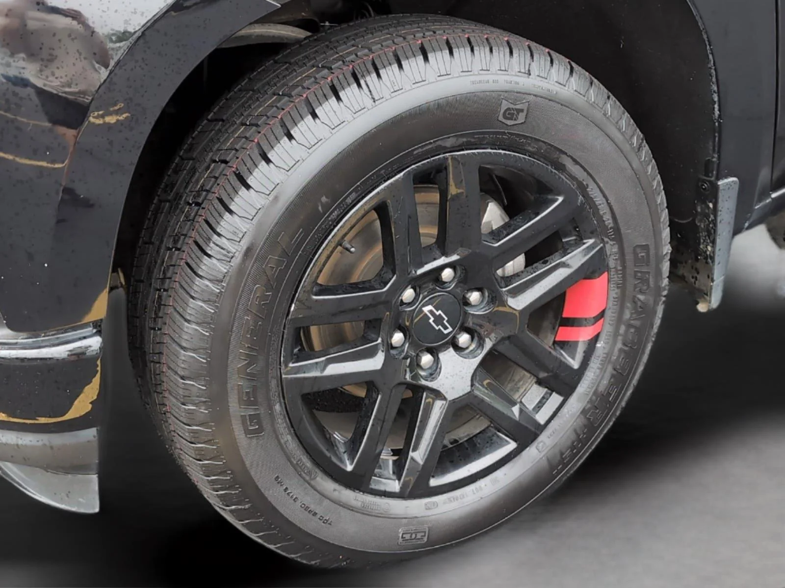 Used 2022 Black Chevrolet RST image 34