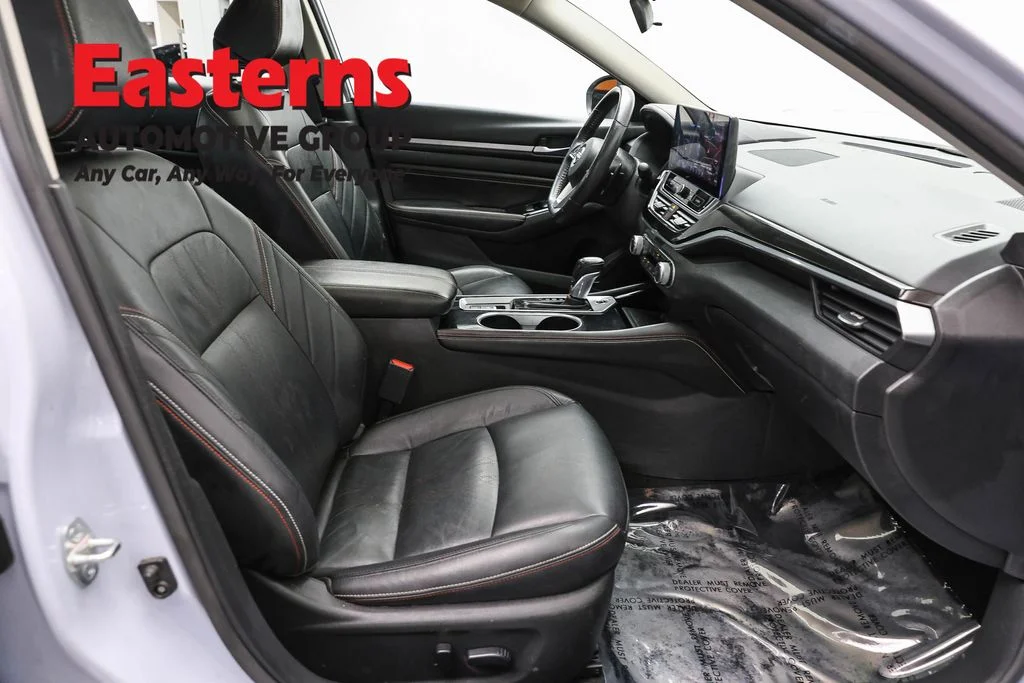 Used 2023 Gray Nissan 2.5 SR image 24