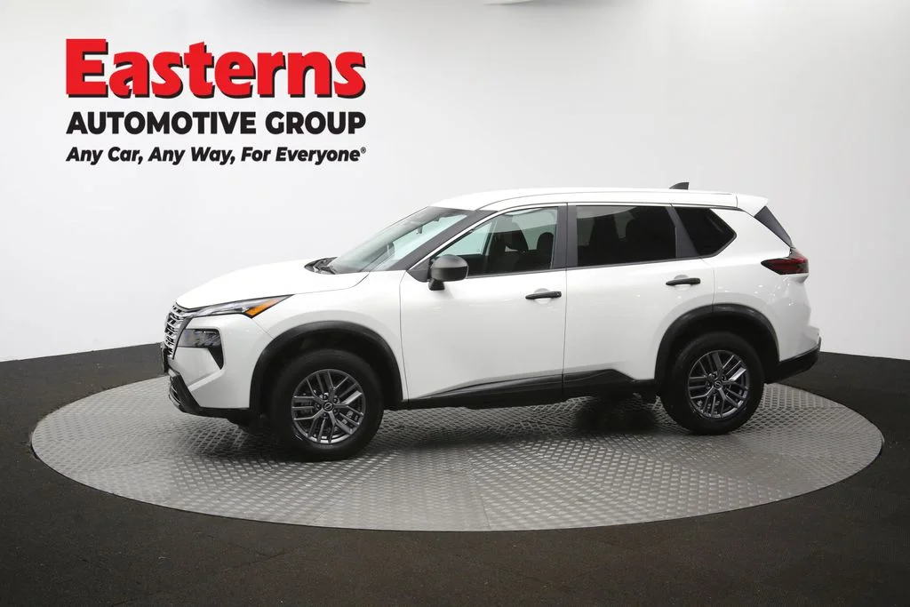 Used 2024 White Nissan S image 61