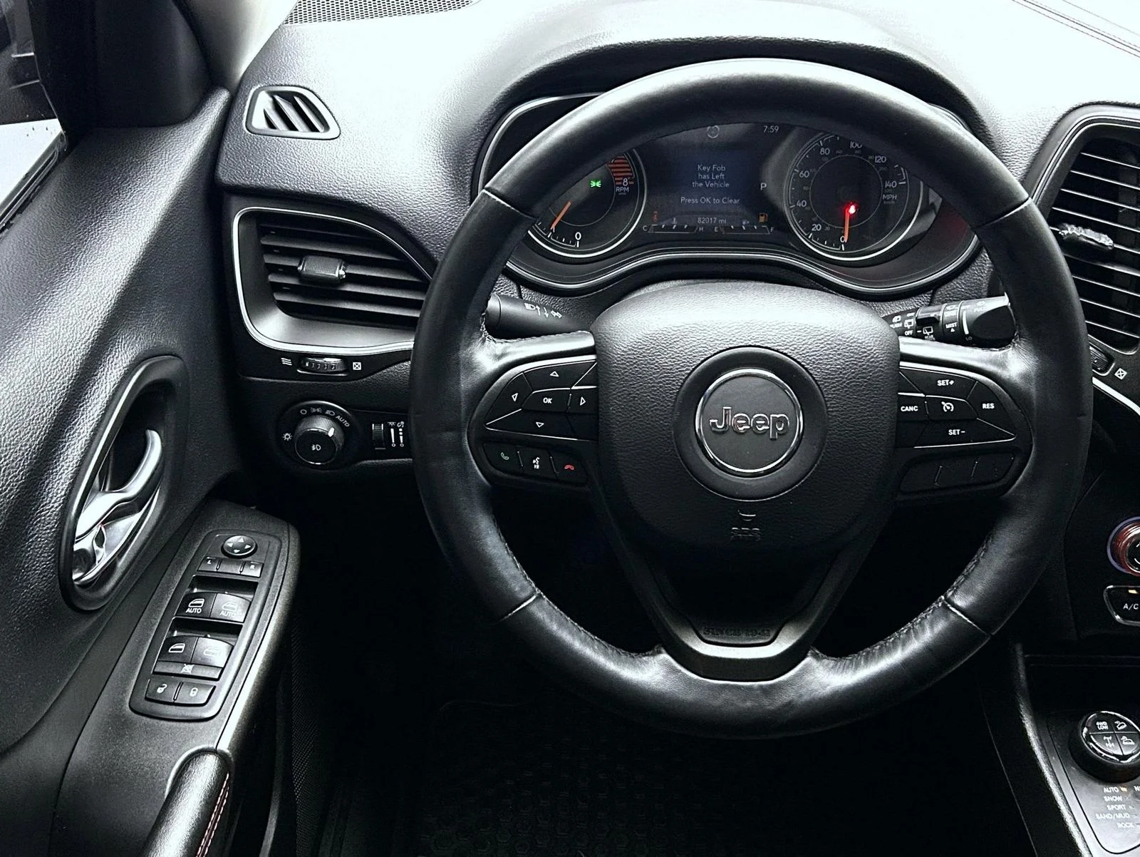 Used 2019 Red Jeep Trailhawk image 12